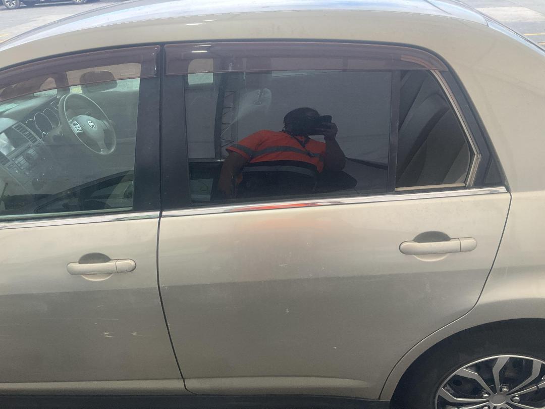 Photo '8' of Nissan Tiida Latio