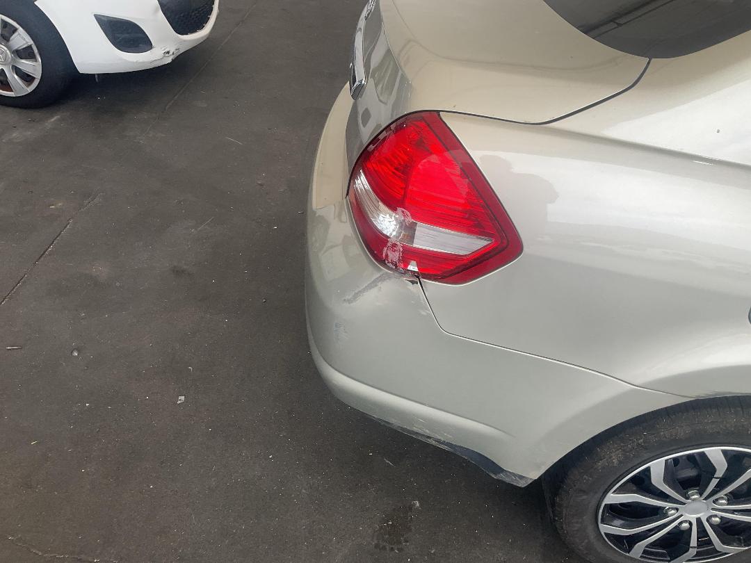 Photo '15' of Nissan Tiida Latio