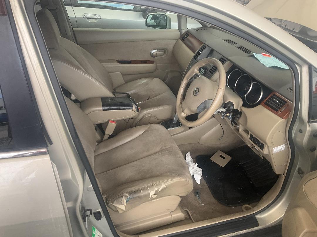 Photo '21' of Nissan Tiida Latio