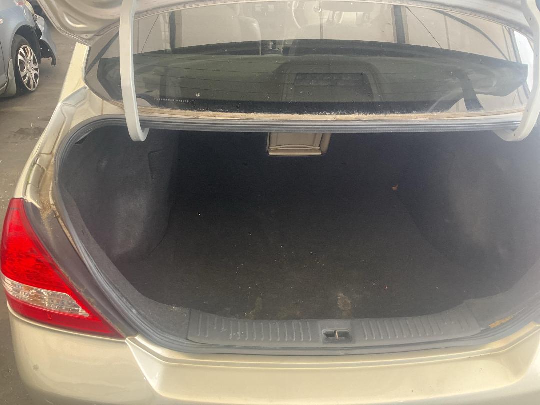 Photo '24' of Nissan Tiida Latio