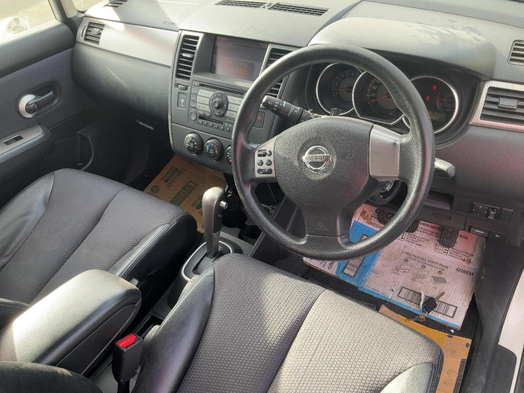 Photo '12' of Nissan Tiida