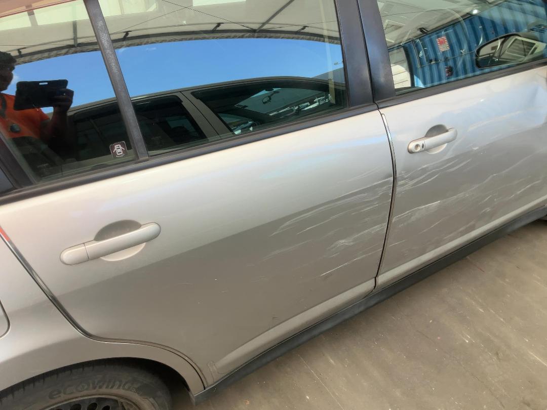 Photo '14' of Nissan Tiida