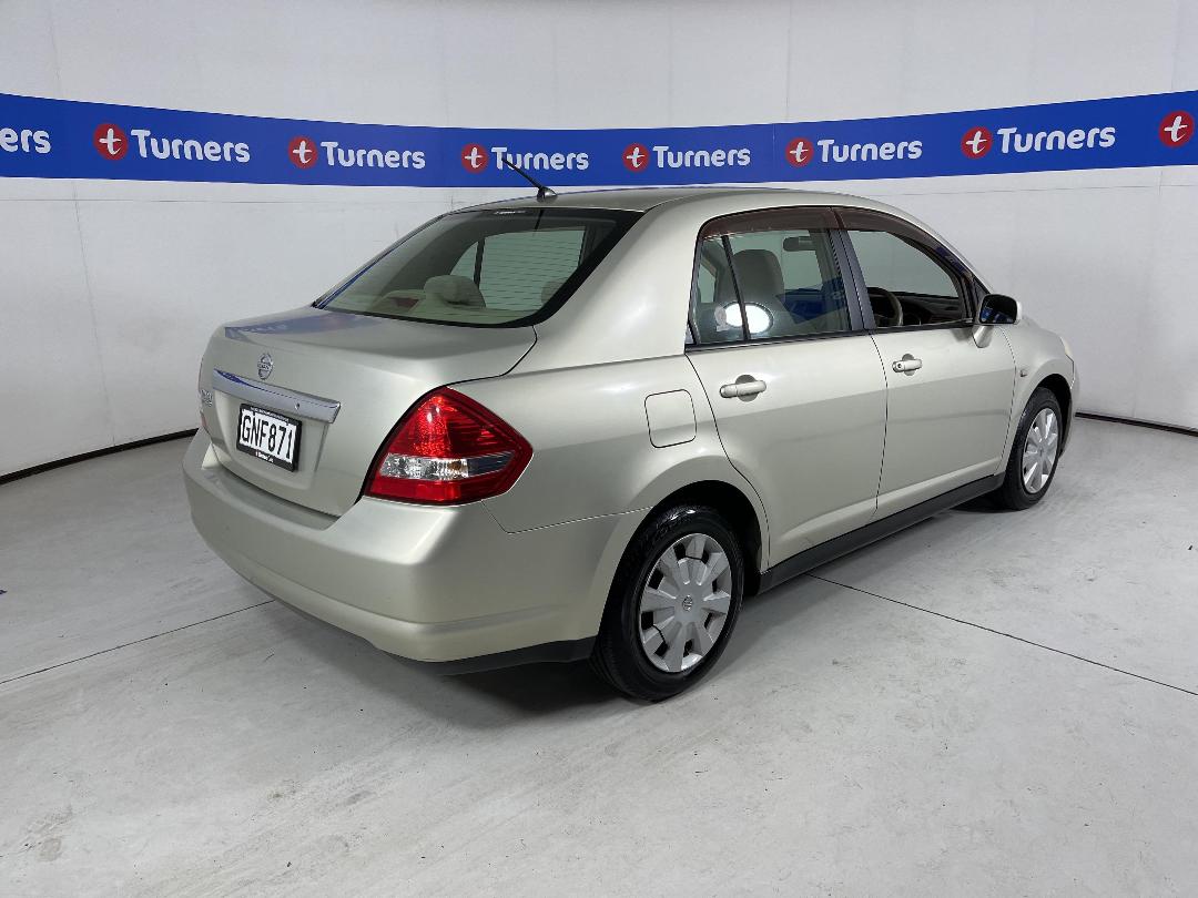 Photo '7' of Nissan Tiida