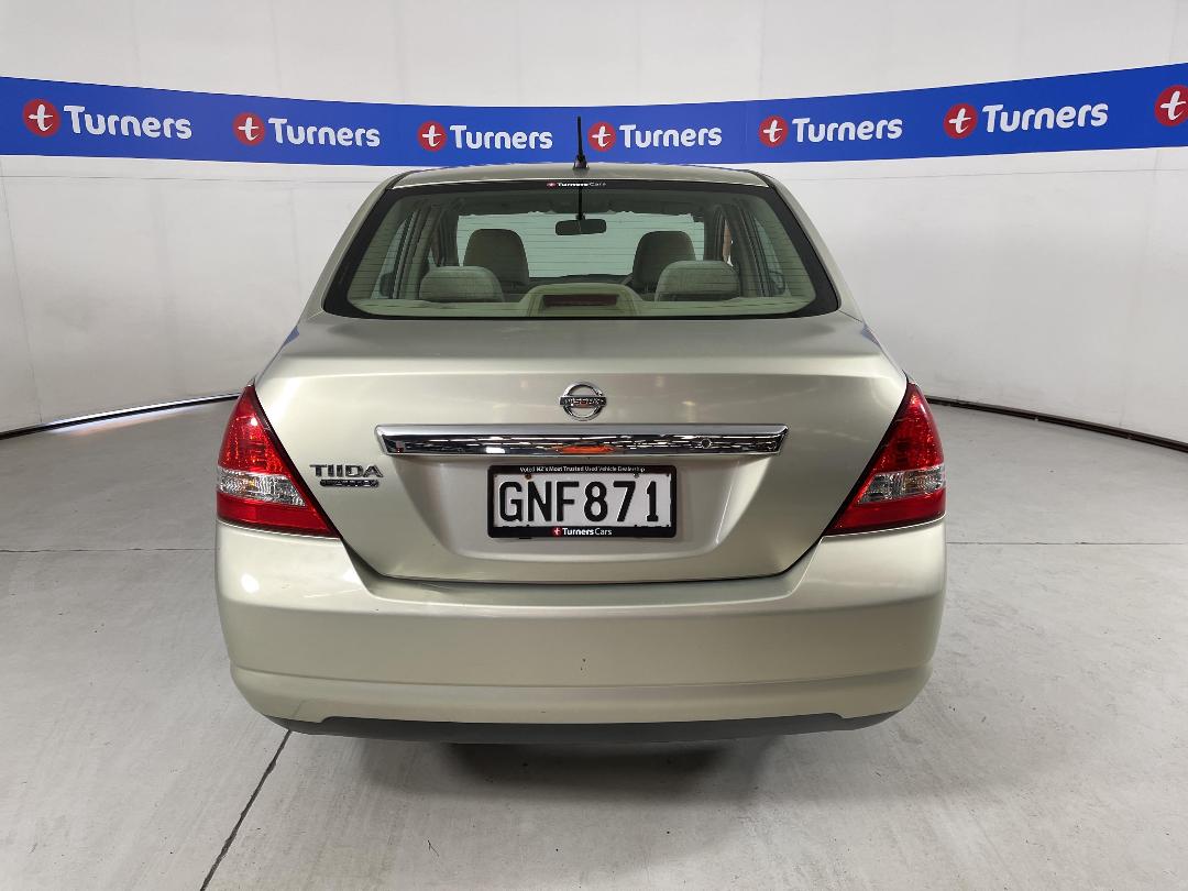 Photo '6' of Nissan Tiida