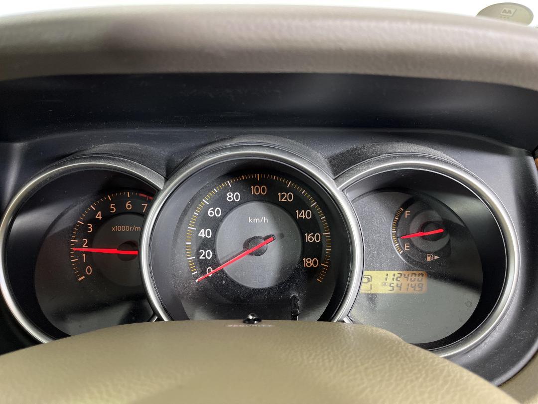 Photo '21' of Nissan Tiida