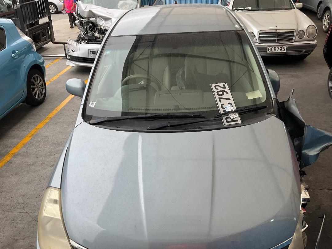 Photo '2' of Nissan Tiida