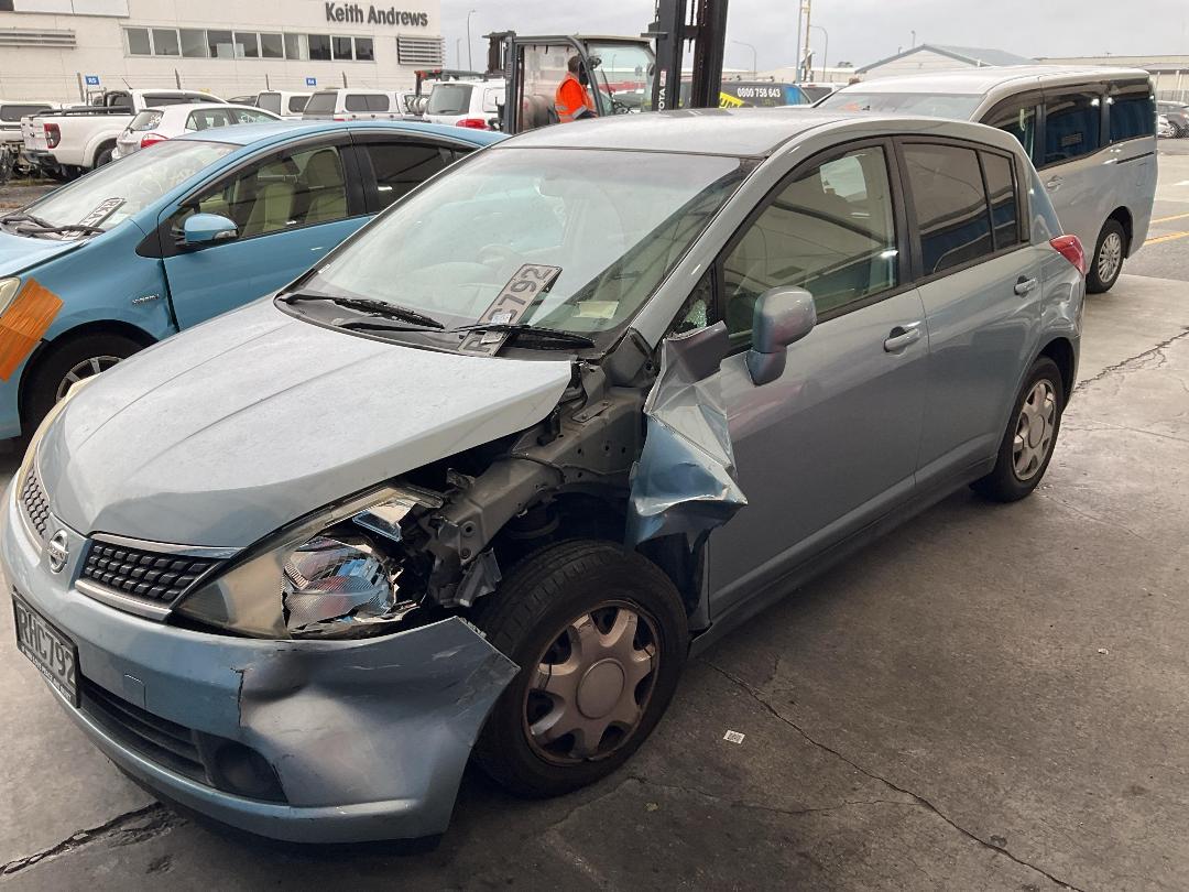 Photo '3' of Nissan Tiida