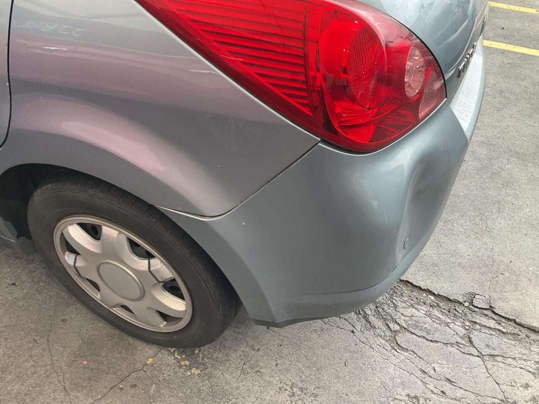 Photo '27' of Nissan Tiida