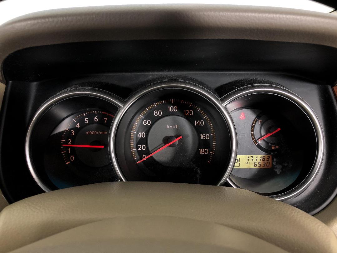 Photo '16' of Nissan Tiida Latio