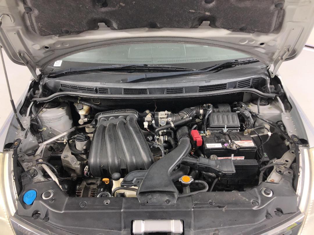 Photo '13' of Nissan Tiida