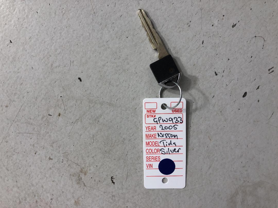 Photo '22' of Nissan Tiida