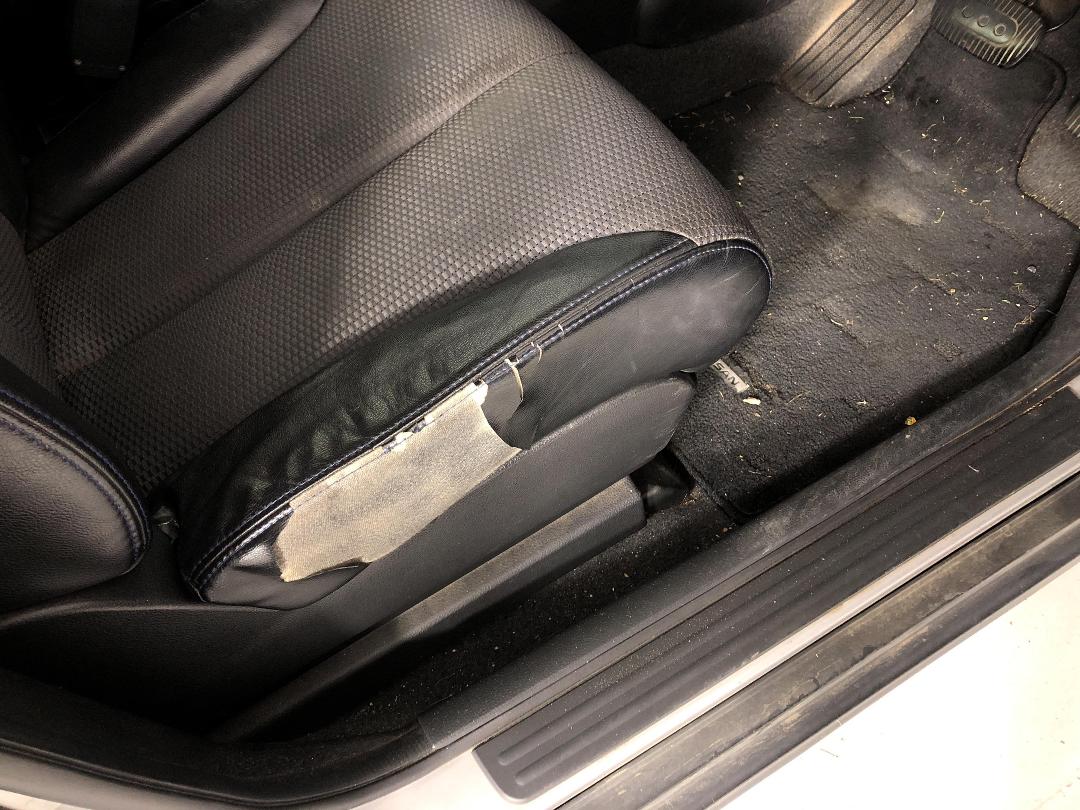 Photo '25' of Nissan Tiida