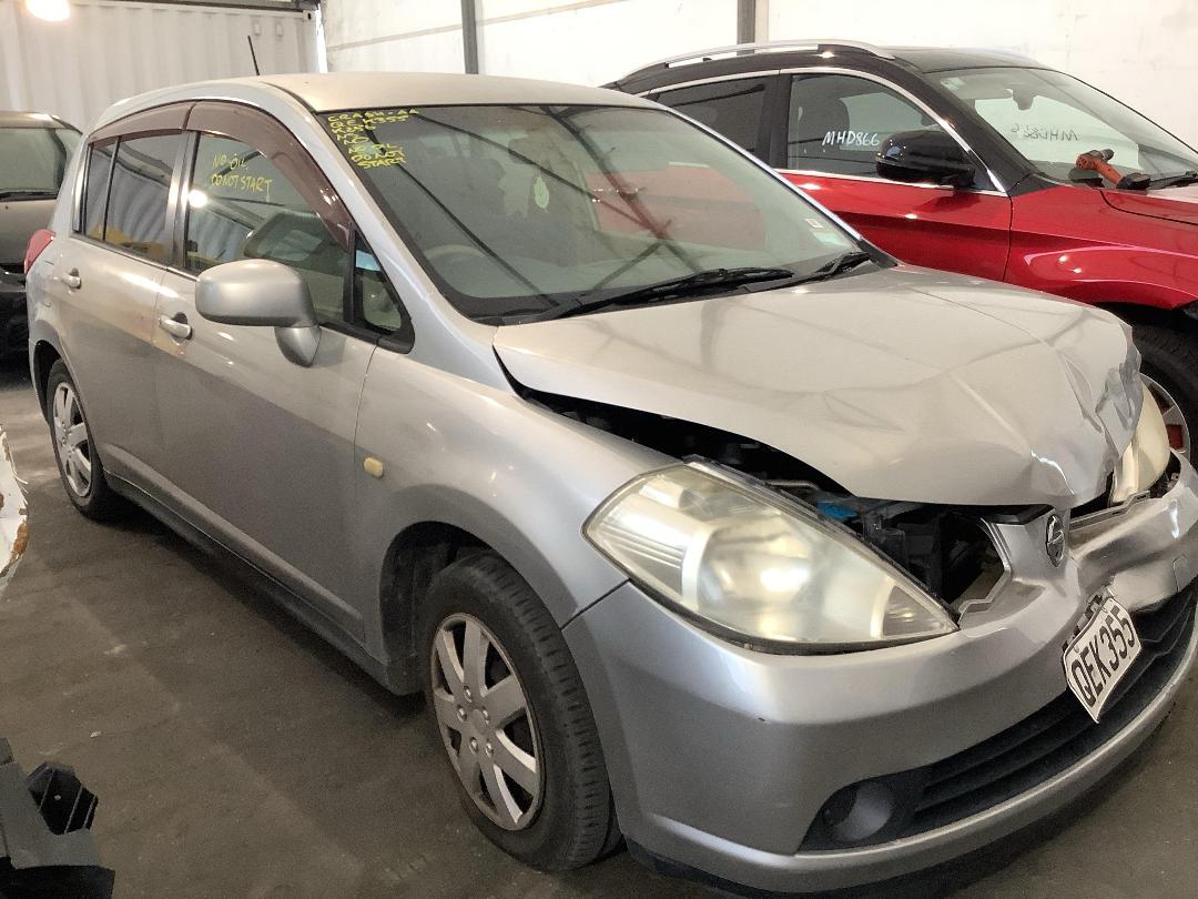 Photo '4' of Nissan Tiida