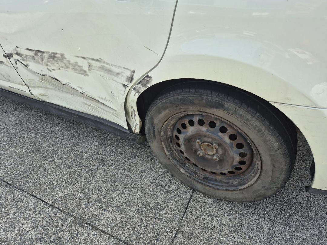 Photo '9' of Nissan Tiida Photo '9' of Nissan Tiida