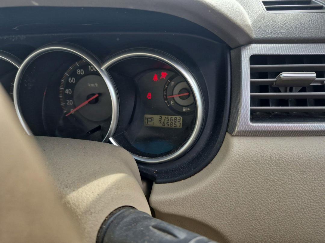 Photo '14' of Nissan Tiida Photo '14' of Nissan Tiida