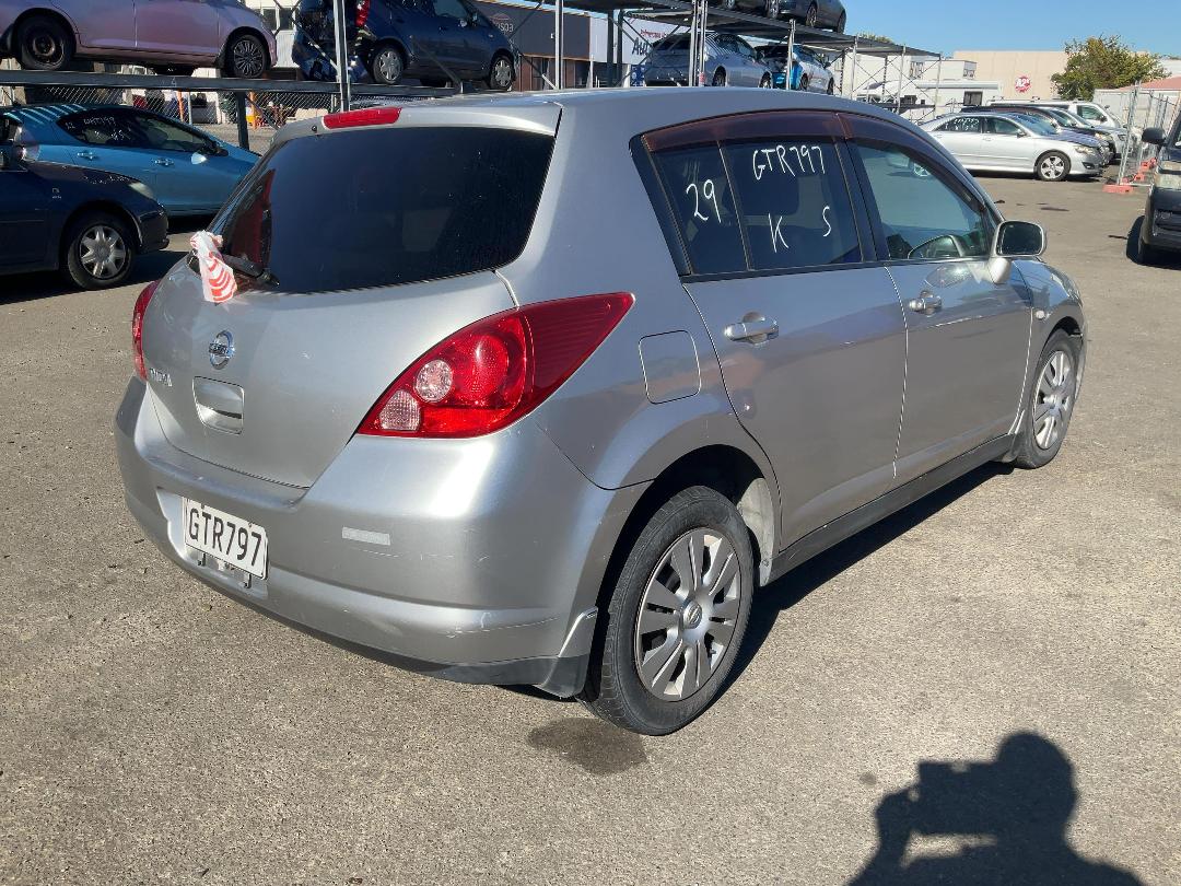 Photo '6' of Nissan Tiida