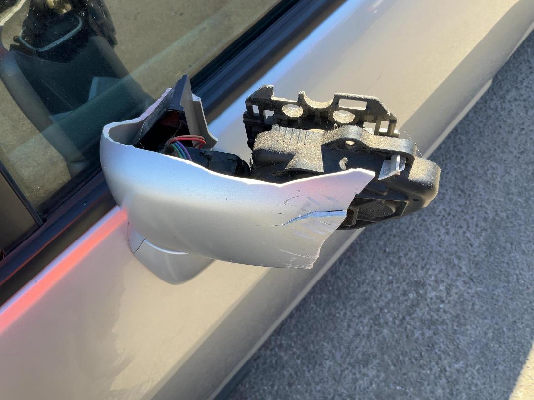 Photo '8' of Nissan Tiida