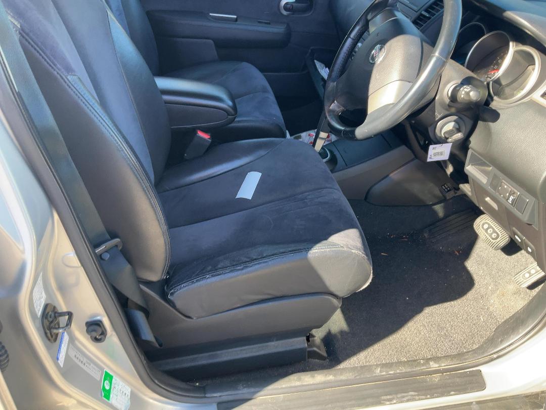 Photo '15' of Nissan Tiida