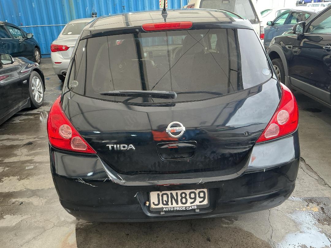 Photo '5' of Nissan Tiida