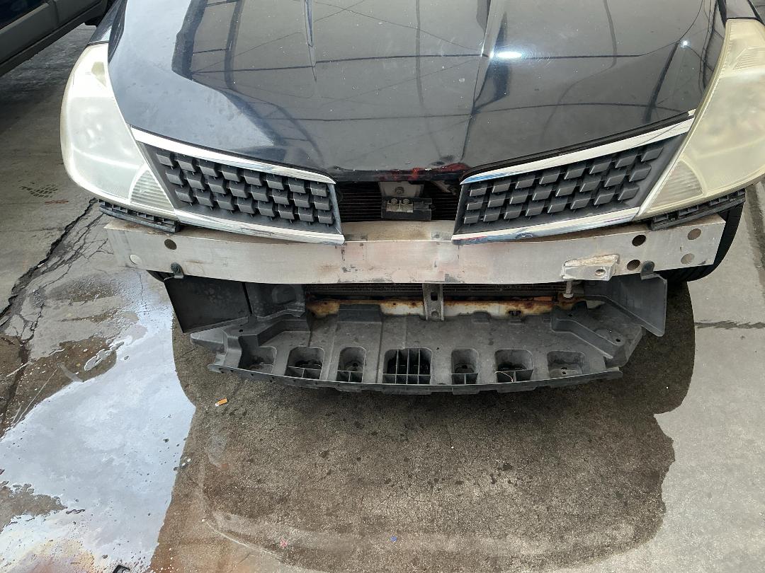 Photo '19' of Nissan Tiida