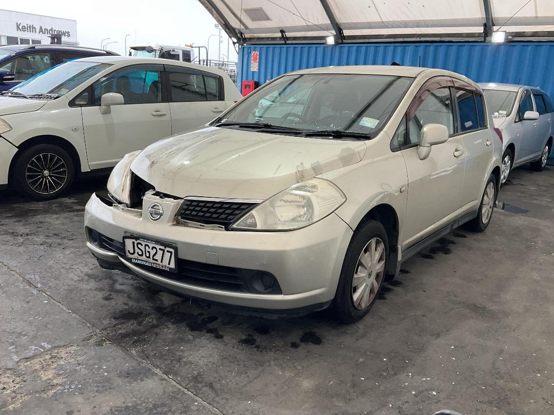 Photo '3' of Nissan Tiida