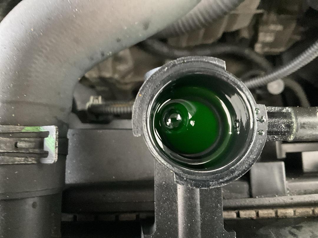 Photo '23' of Nissan Tiida