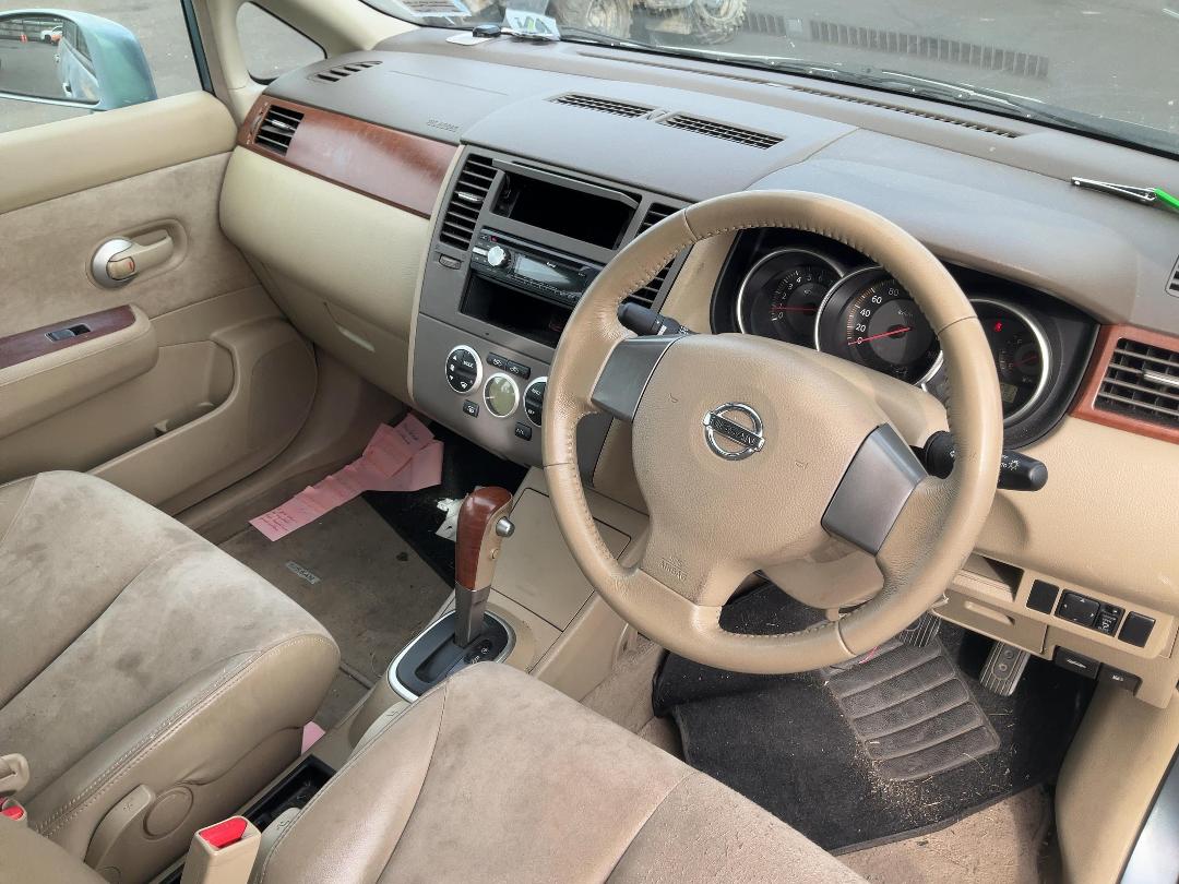 Photo '10' of Nissan Tiida Latio