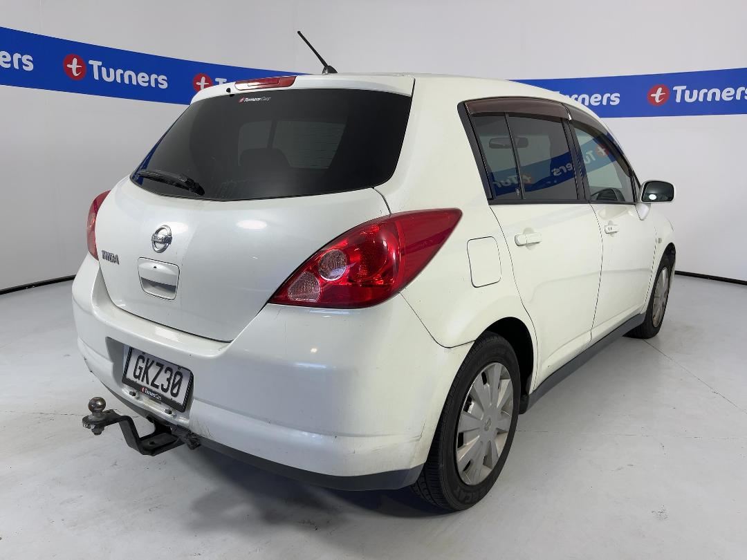 Photo '7' of Nissan Tiida Photo '7' of Nissan Tiida