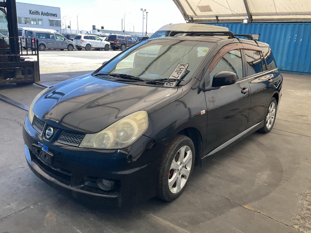 Photo '3' of Nissan Wingroad Photo '3' of Nissan Wingroad