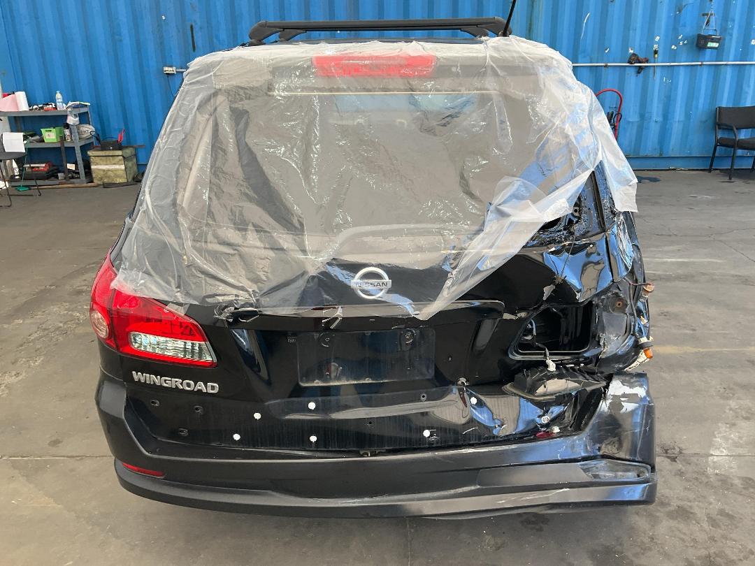 Photo '5' of Nissan Wingroad Photo '5' of Nissan Wingroad