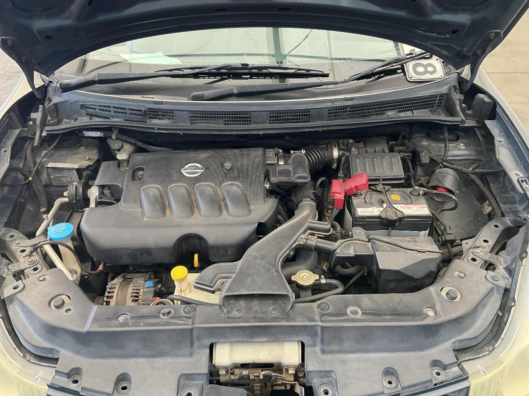 Photo '16' of Nissan Wingroad Photo '16' of Nissan Wingroad