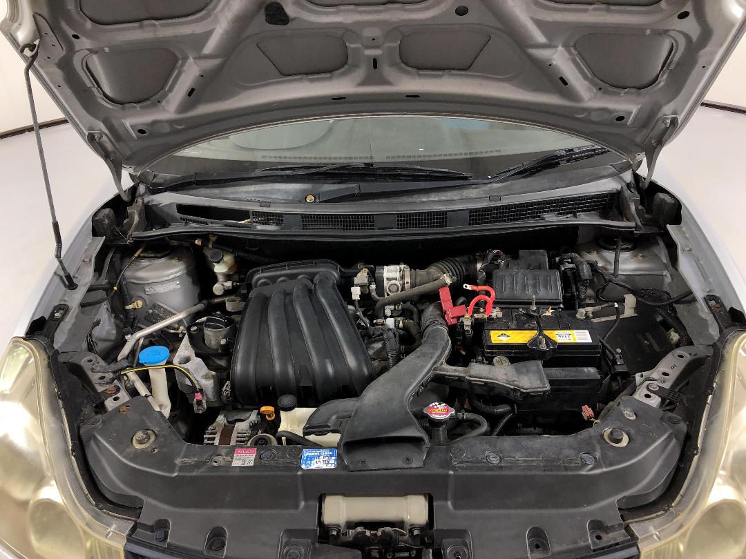 Photo '6' of Nissan Wingroad Photo '6' of Nissan Wingroad