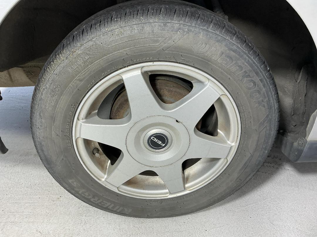 Photo '8' of Nissan Wingroad