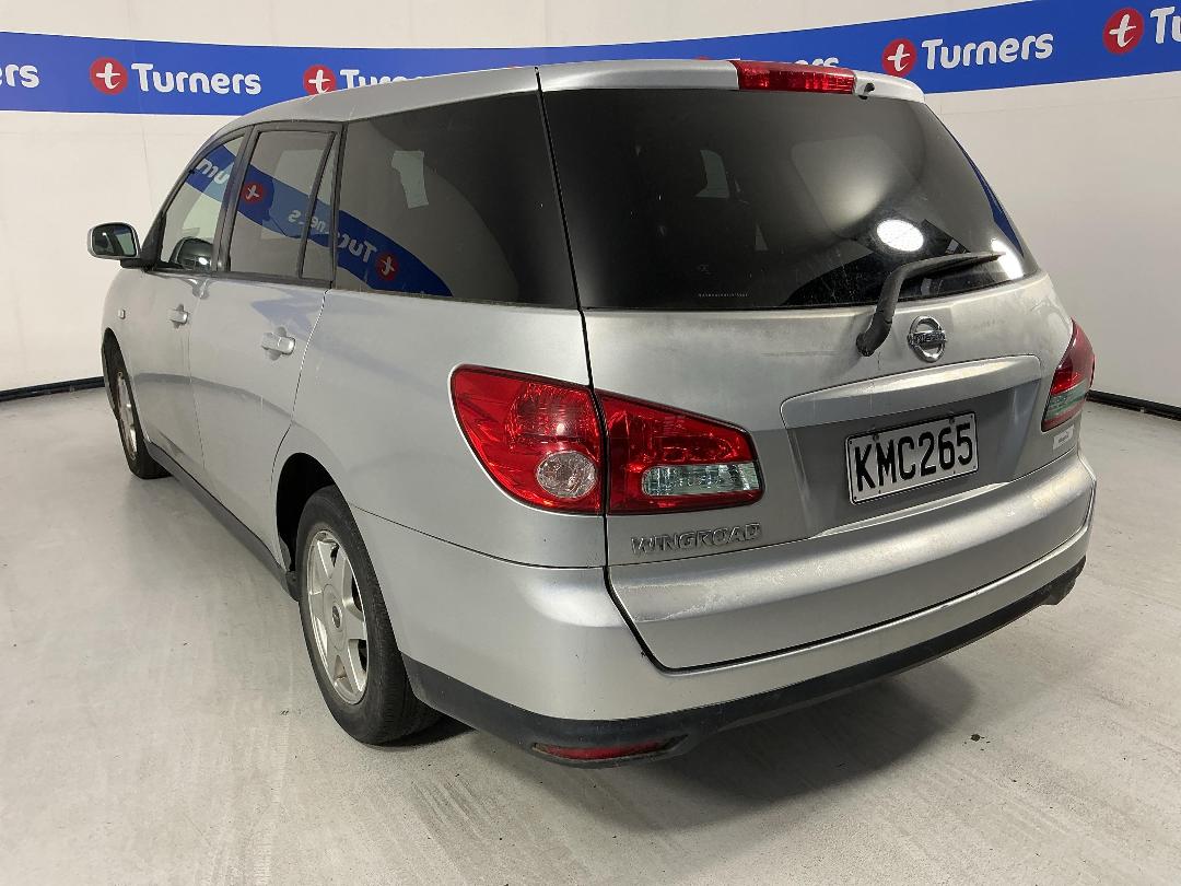Photo '10' of Nissan Wingroad