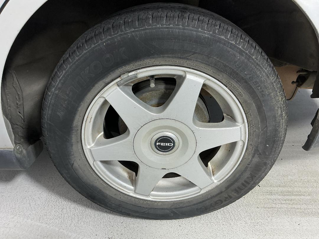 Photo '11' of Nissan Wingroad