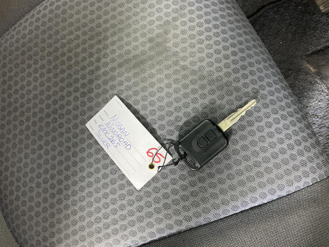 Photo '15' of Nissan Wingroad