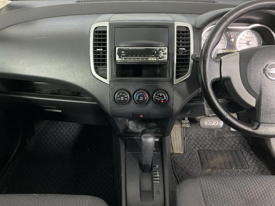 Photo '20' of Nissan Wingroad