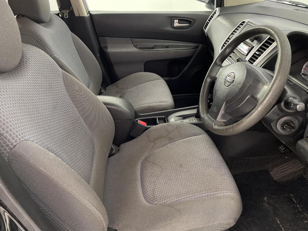 Photo '16' of Nissan Wingroad