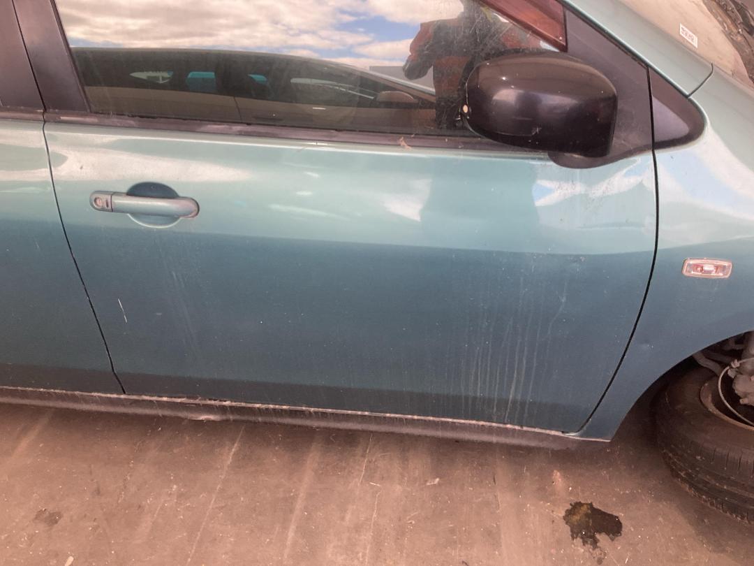 Photo '3' of Nissan Wingroad