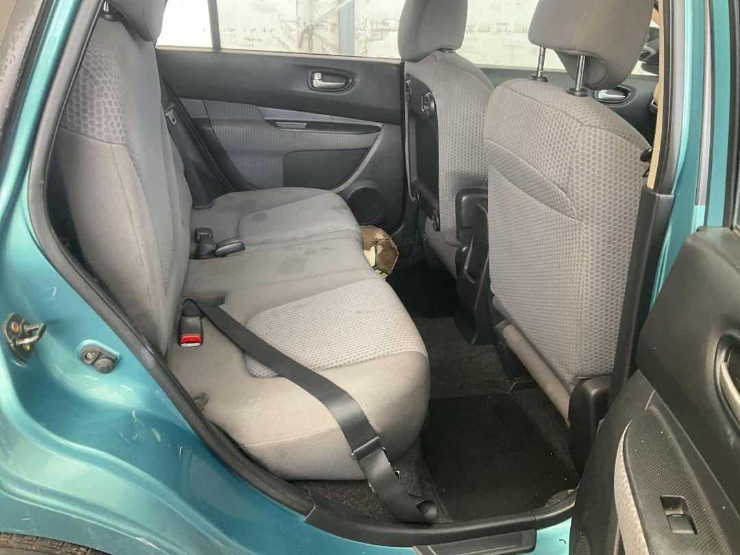 Photo '16' of Nissan Wingroad