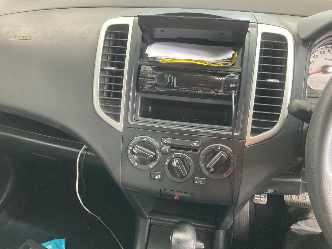 Photo '19' of Nissan Wingroad