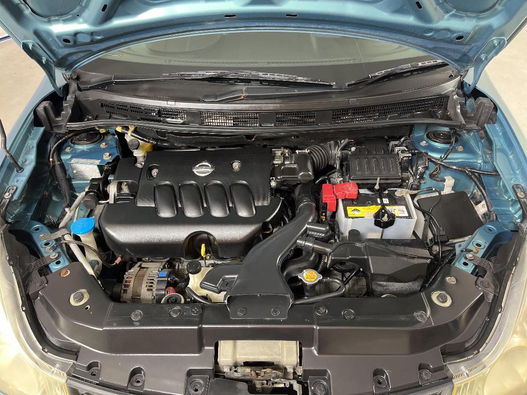 Photo '13' of Nissan Wingroad Photo '13' of Nissan Wingroad