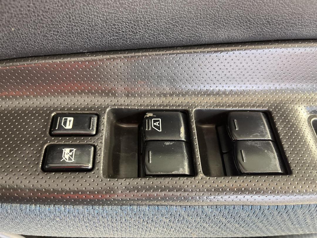 Photo '23' of Nissan Wingroad Photo '23' of Nissan Wingroad