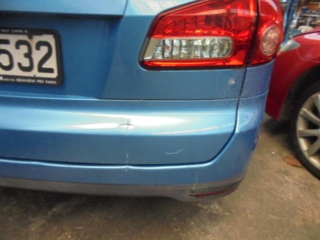 Photo '14' of Nissan Wingroad