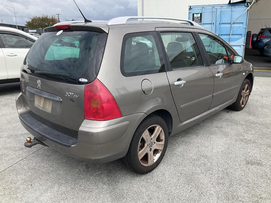 Photo '16' of Peugeot 307 SW Photo '16' of Peugeot 307 SW