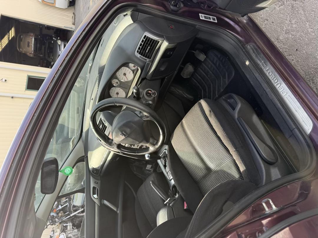 Photo '22' of Peugeot 407 ST Photo '22' of Peugeot 407 ST