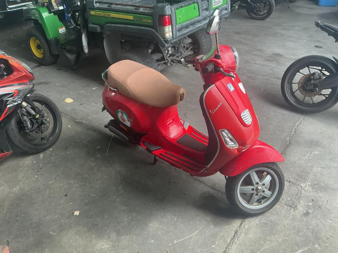 Photo '2' of PIAGGIO VESPA LX50