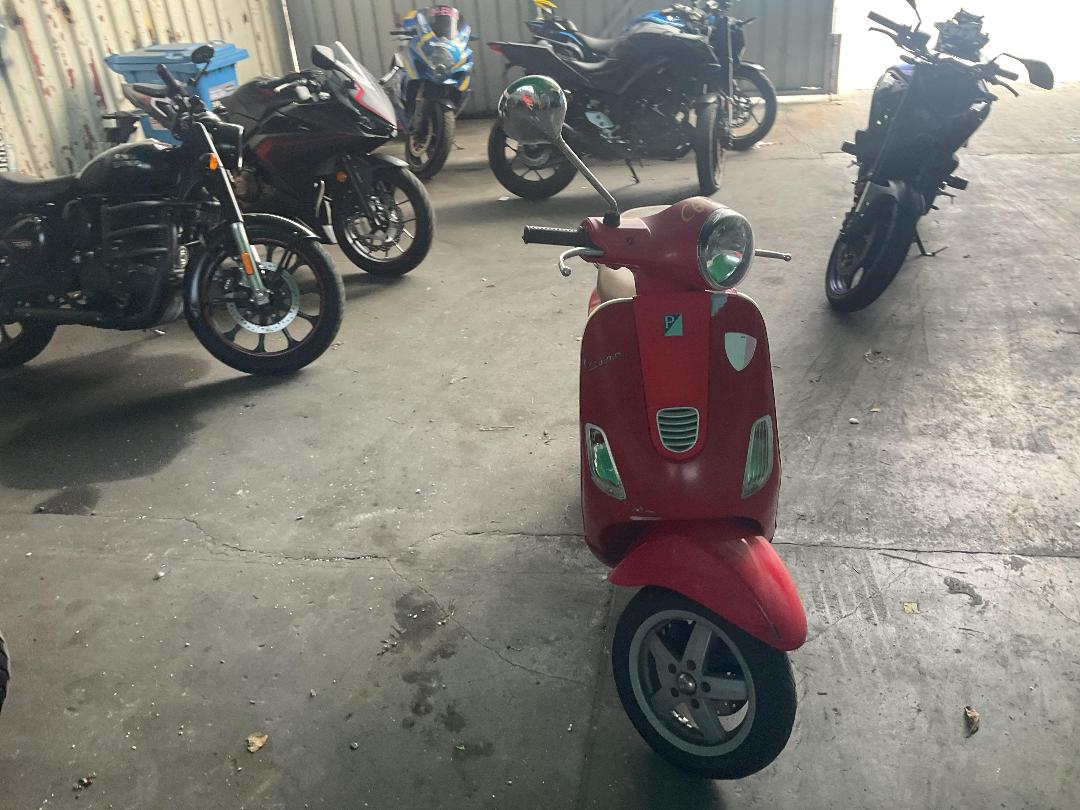 Photo '3' of Piaggio Vespa LX50