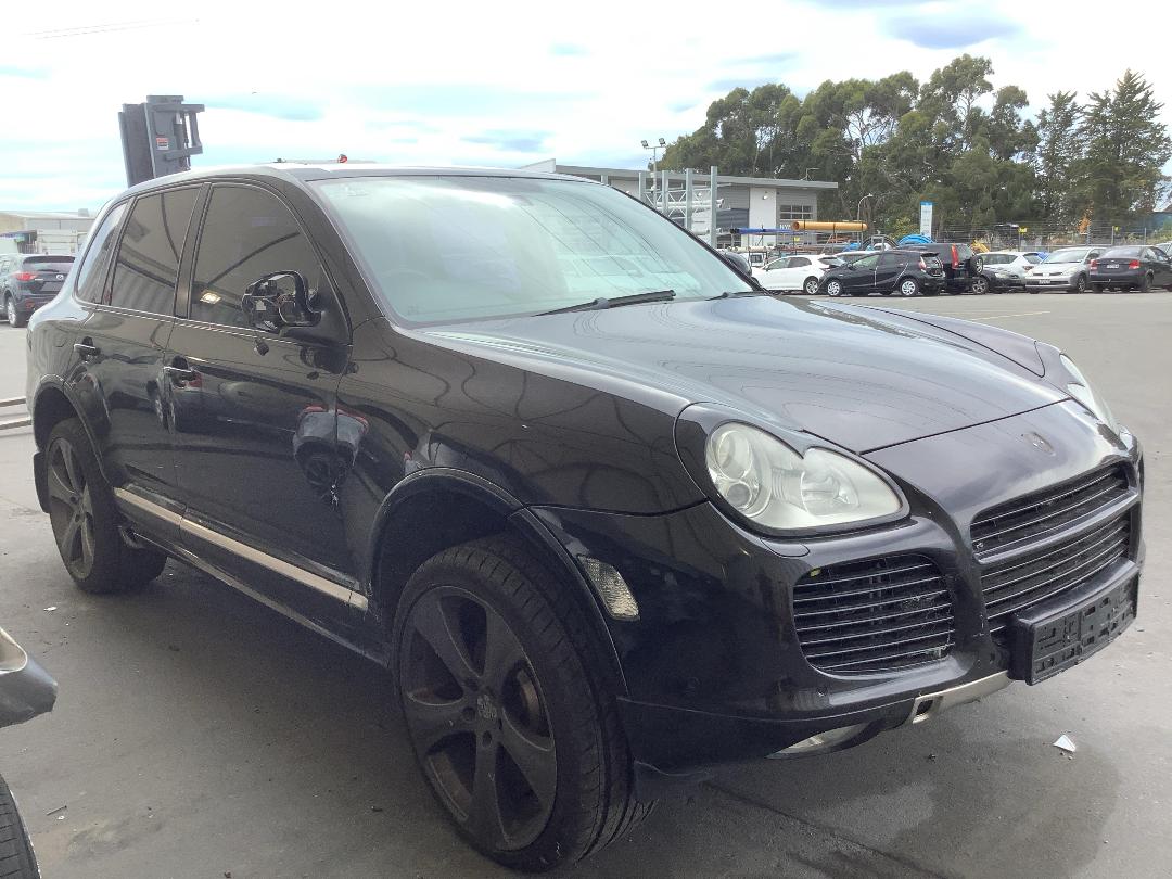 Photo '2' of Porsche Cayenne S TIP Photo '2' of Porsche Cayenne S TIP