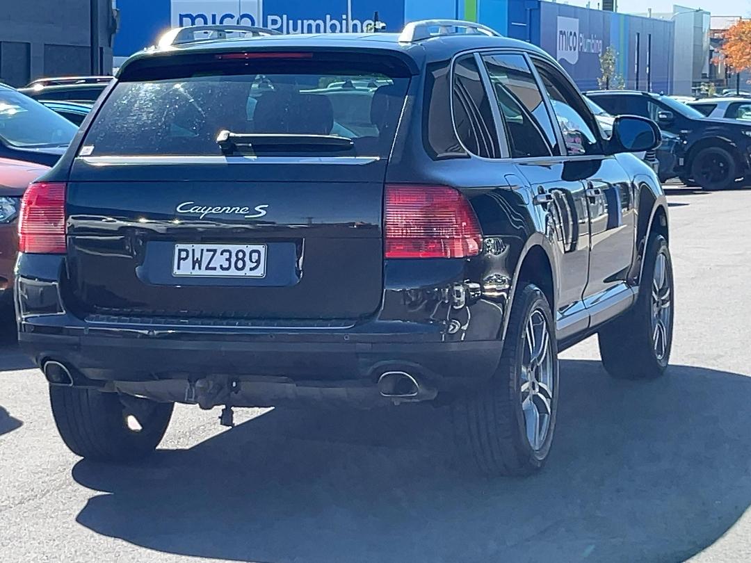 Photo '5' of Porsche Cayenne S TIP